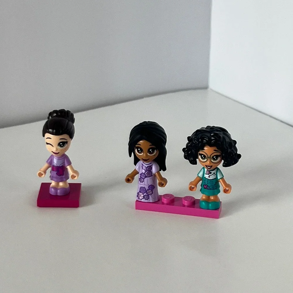 LEGO Disney Encanto Mirabel Isabela Luisa Madrigal Micro-doll Figures‎ magical